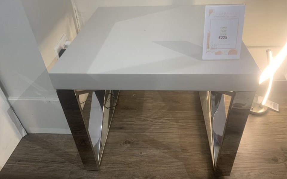 Value Mark
Comet Lamp Table
Was £291 Now £199 Value Mark
Comet Lamp Table
Was £291 Now £199